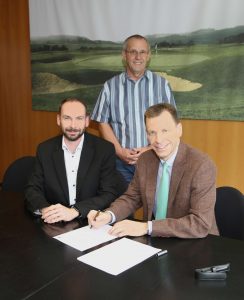 Unterzeichnung des Kooperationsvertrags